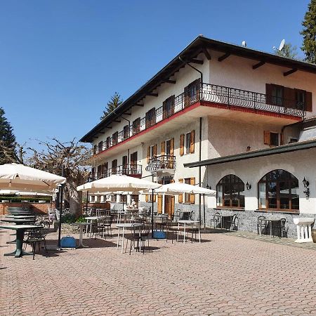 Hotel Madonna Di Luciago Armeno Exteriér fotografie