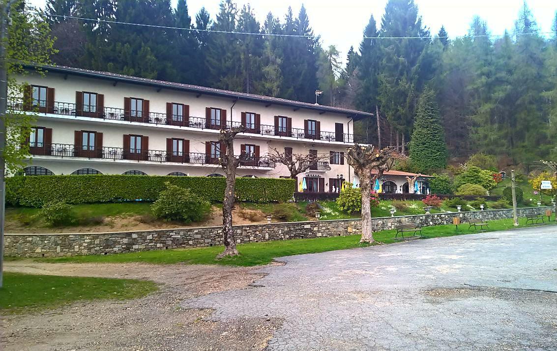 Hotel Madonna Di Luciago Armeno Exteriér fotografie